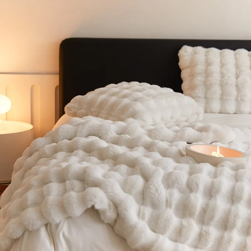 Daily Blanket – Plush Medium Weight Throw