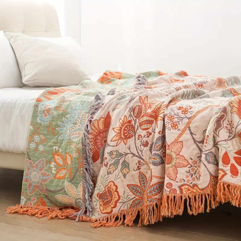 Boho Floral Sofa Throw Blanket – Airy & Versatile Design