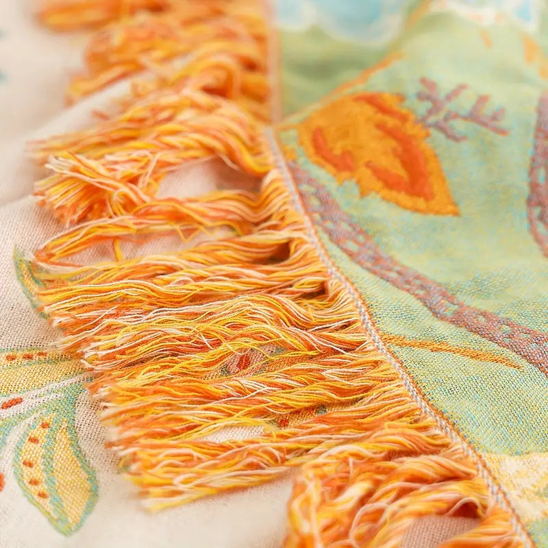 Boho Floral Sofa Throw Blanket – Airy & Versatile Design